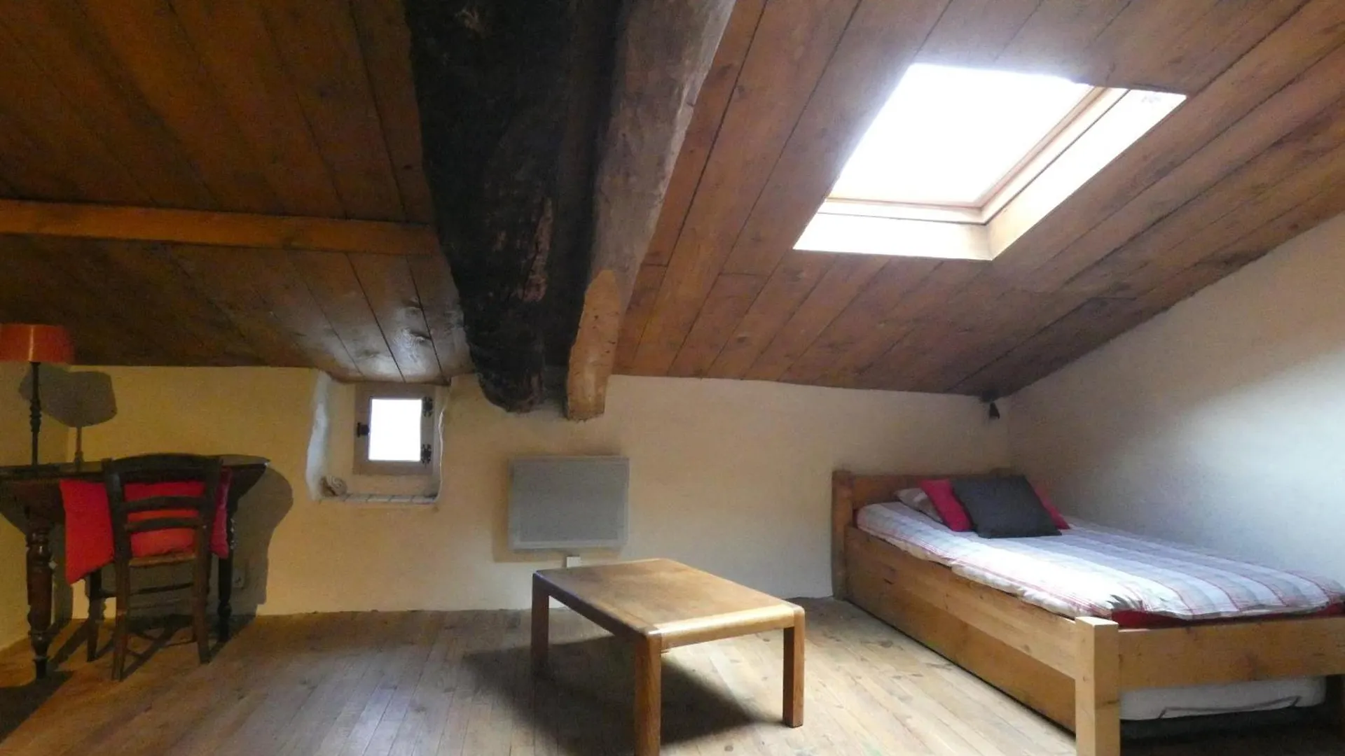 La Bugadiere Guest House Salles-sous-Bois France